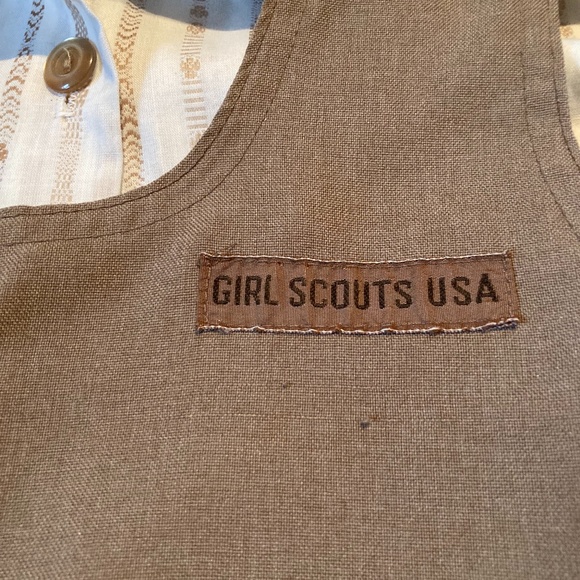 VINTAGE RARE 1973 GIRL SCOUTS BROWNIES UNIFORM! - Picture 2 of 10